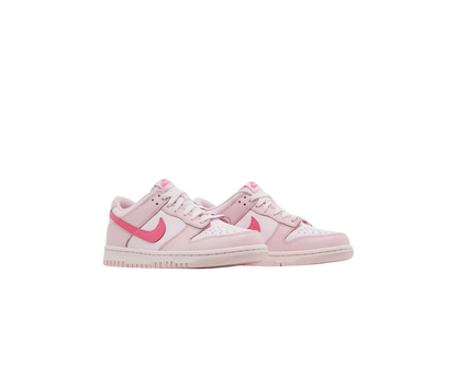 Nike Dunk Low Triple Pink